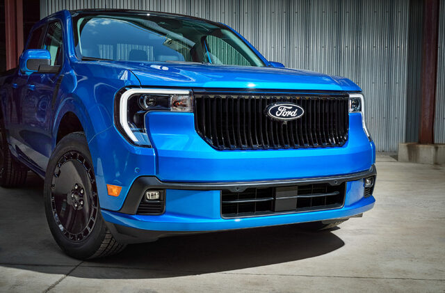 2025 Ford Maverick Lobo Front Grille and Headlight Close-Up in Blue