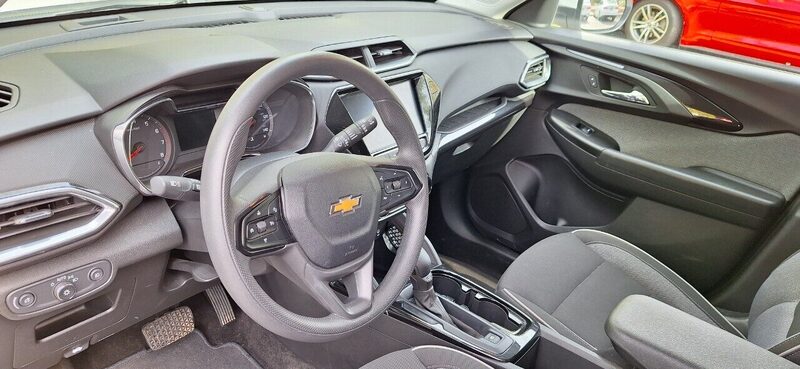 2023 Chevrolet Trailblazer - steering wheel and dash.jpg