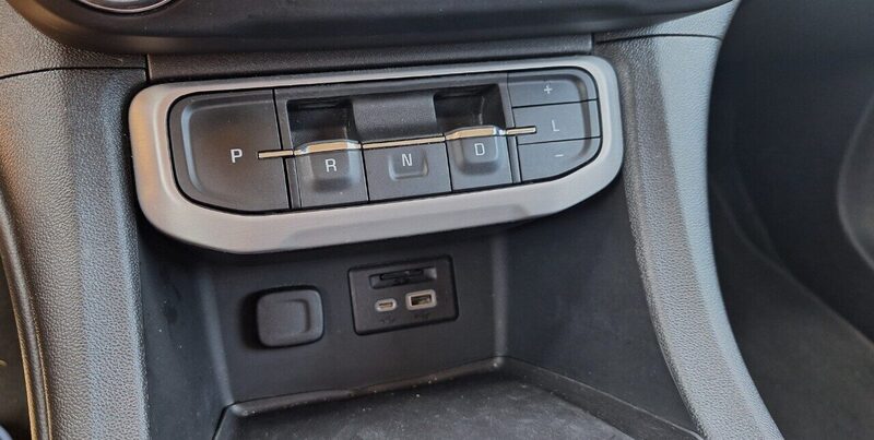 2023 GMC Acadia - gear shift selector
