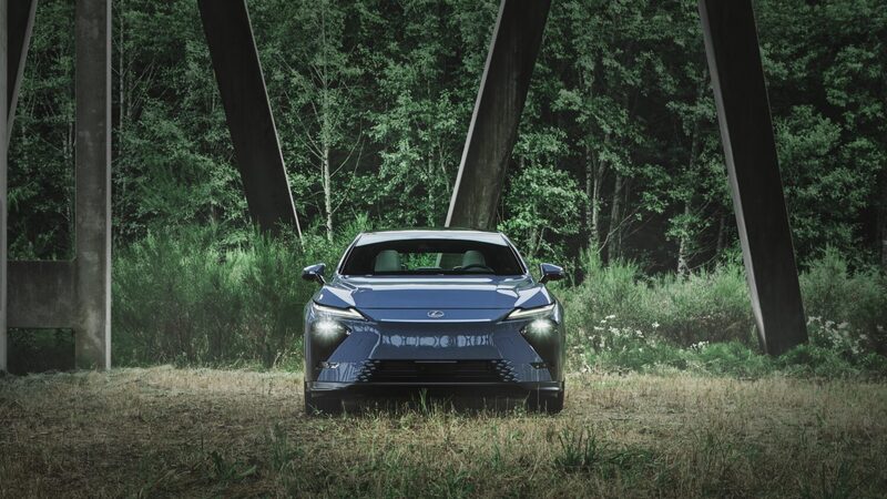 2026_Lexus_ES_350e_018-1500x844.jpg