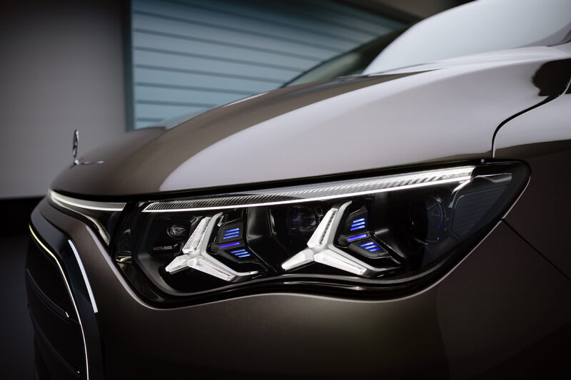 2027 Mercedes-Benz VLE MPV Front Grille Detail