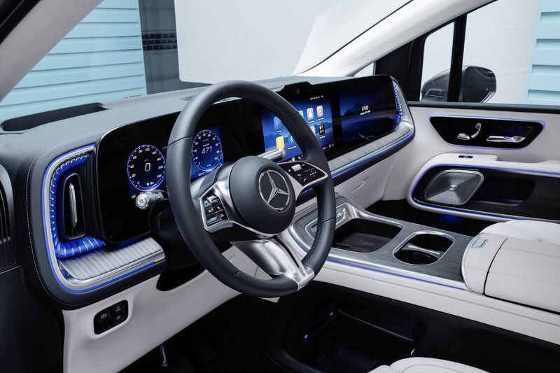 2027 Mercedes-Benz VLE MPV Digital Cockpit and Steering Wheel