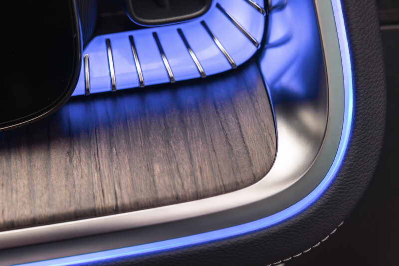 2027 Mercedes-Benz VLE MPV air vent with turbine design and blue ambient illumination