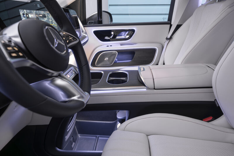 2027 Mercedes-Benz VLE MPV front cabin with door panel speaker and wood trim