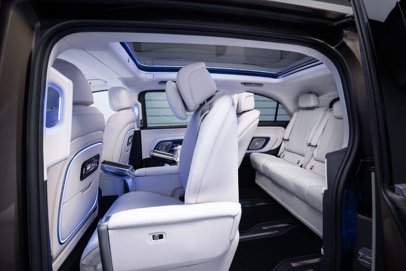 2027 Mercedes-Benz VLE MPV full interior view through open tailgate showing all three rows
