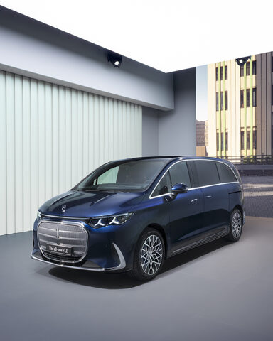 2027 Mercedes-Benz VLE MPV Front Three-Quarter View in Dark Blue