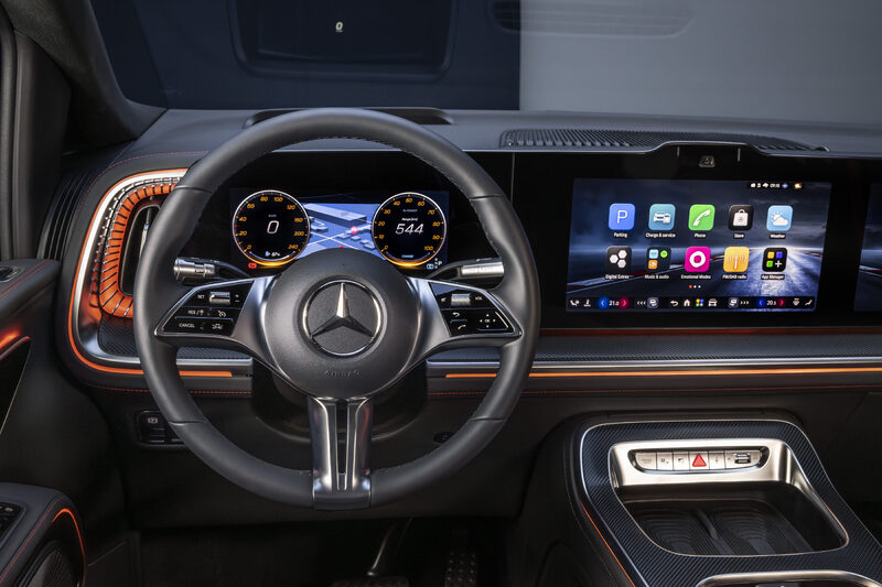 2027 Mercedes-Benz VLE MPV Digital Cockpit and Steering Wheel