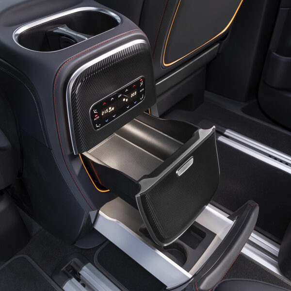 2027 Mercedes-Benz VLE MPV Rear Center Console With Climate Controls and Storage