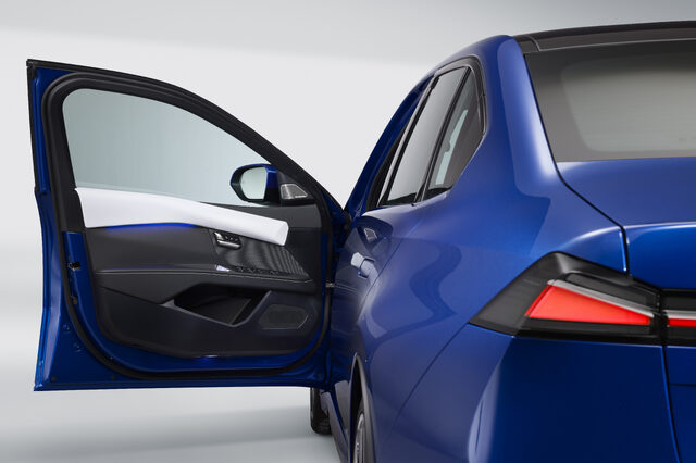 2027 BMW i3 Sedan Rear Door Panel in Daylight