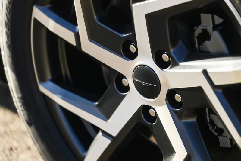 2027 Chrylser Pacifica-18.webp