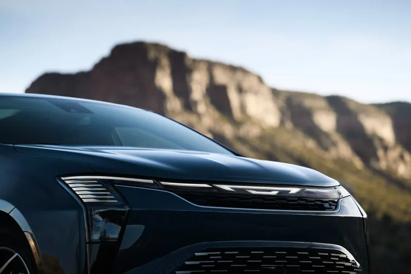 2027 Chrylser Pacifica-35.webp