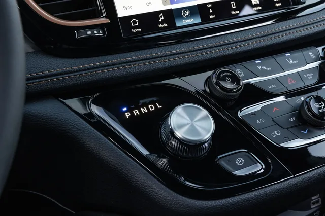 2027 Chrylser Pacifica-43.webp