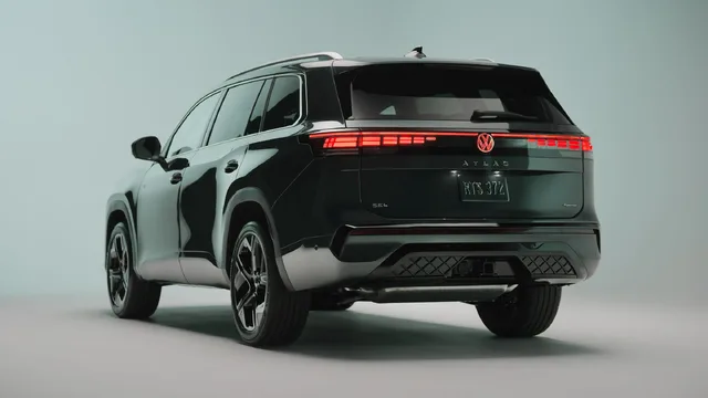 2027 Volkswagen Atlas-14.webp