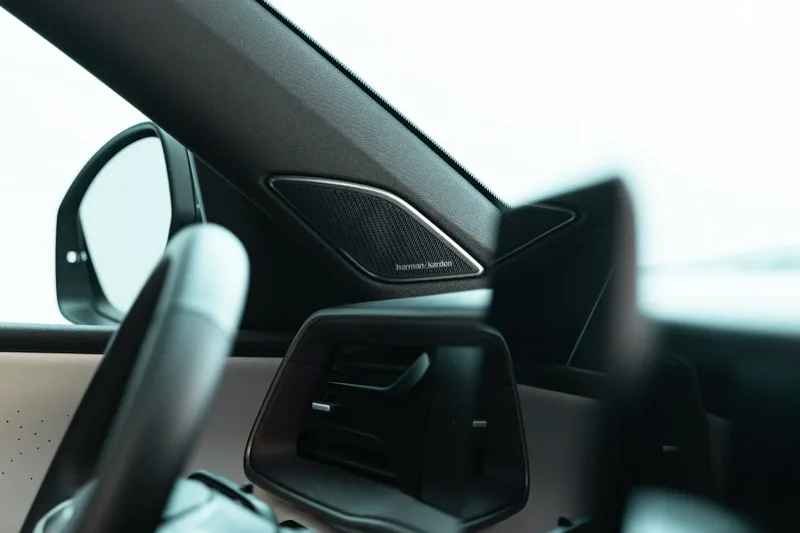 2027 Volkswagen Atlas-27.webp