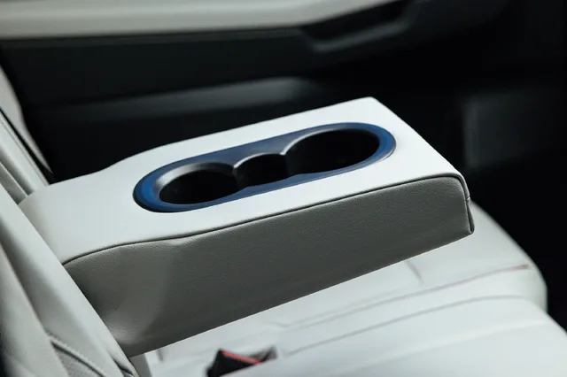 2027 Volkswagen Atlas-32.webp